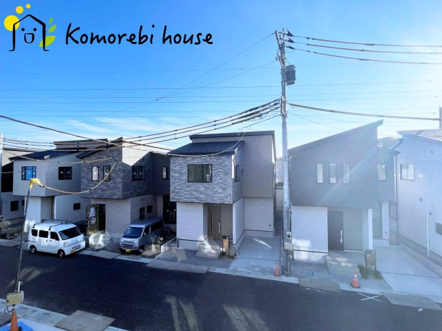 大宮指扇Norths side　新築一戸建て　グリーンガーデン　Bの前面道路含む現地写真|住宅街ならではの落ち着いた雰囲気と、しっかり確保された明るさが魅力の眺望です。