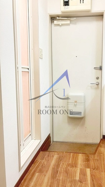 パルナシウスの玄関|玄関です。