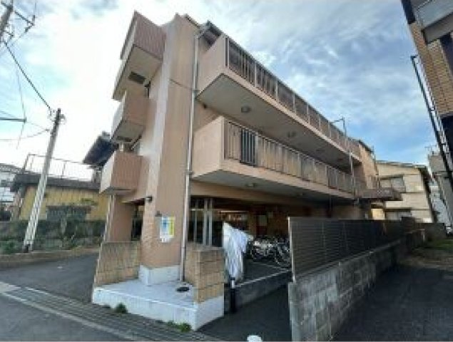 ソレイユ市川の外観