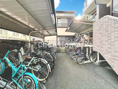 【駐輪場】 | ナイスアーバン北綾瀬第二 | 【自転車置き場】最新の空き状況や費用などの詳細は担当スタッフまでお問い合わせください。