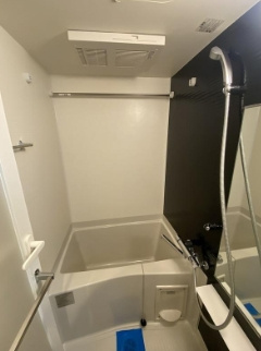 【浴室】 | RELUXIA方南町 | 浴室乾燥機付きバス。