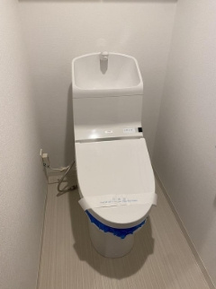 【トイレ】 | RELUXIA方南町 | 温水洗浄便座。