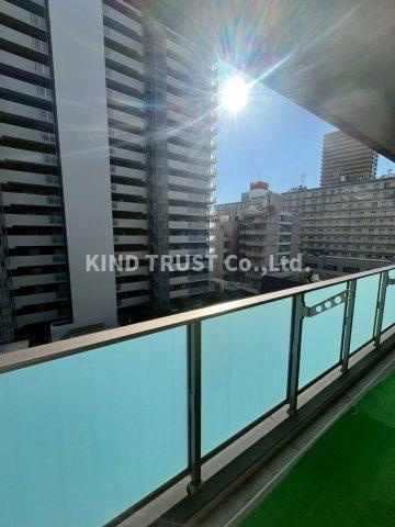 ブランズシティ天神橋筋六丁目のバルコニー|開放的で明るい空間を演出してくれるバルコニーです