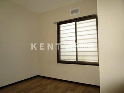 【内装】 | 吉沢ハイツ | 明るい色調の室内です