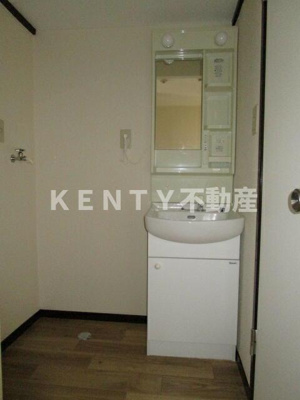 【洗面所】 | 吉沢ハイツ | 脱衣スペースもあります