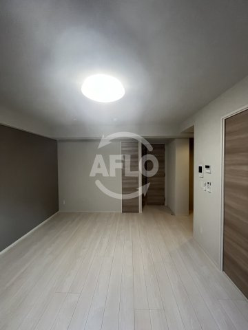 玉造Baseの居間・リビング|玉造Base　リビング