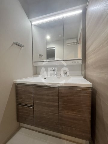 玉造Baseの独立洗面台|玉造Base　独立洗面台