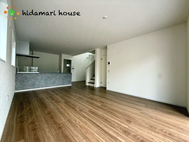 北本市中丸12期　新築戸建　KEIAIGRACE01の居間・リビング