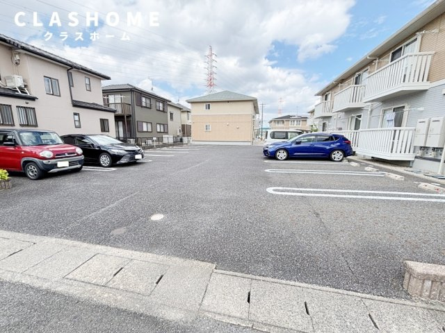 グランモア一ツ木　Cの駐車場