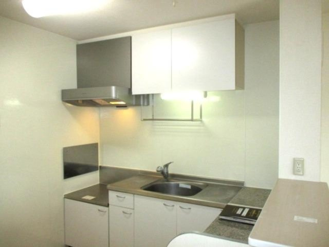 グランモア一ツ木　Cのキッチン