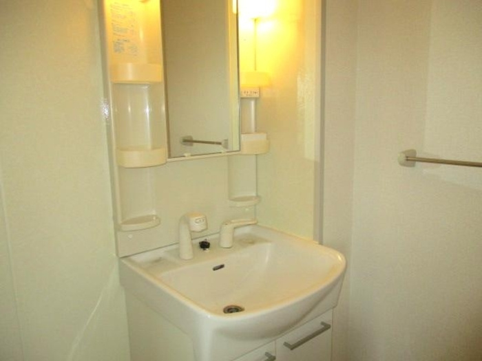 グランモア一ツ木　Cの洗面所