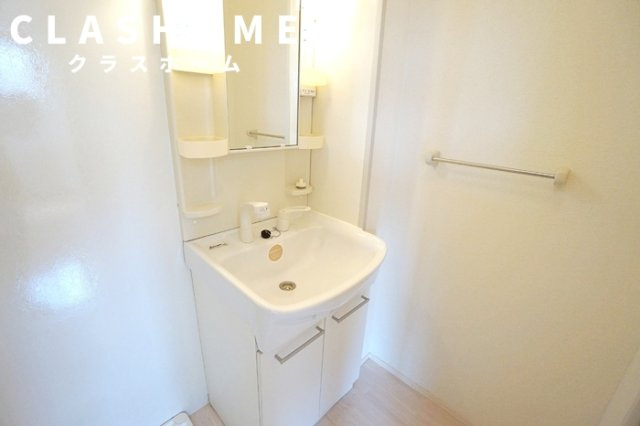 グランモア一ツ木　Cの洗面所