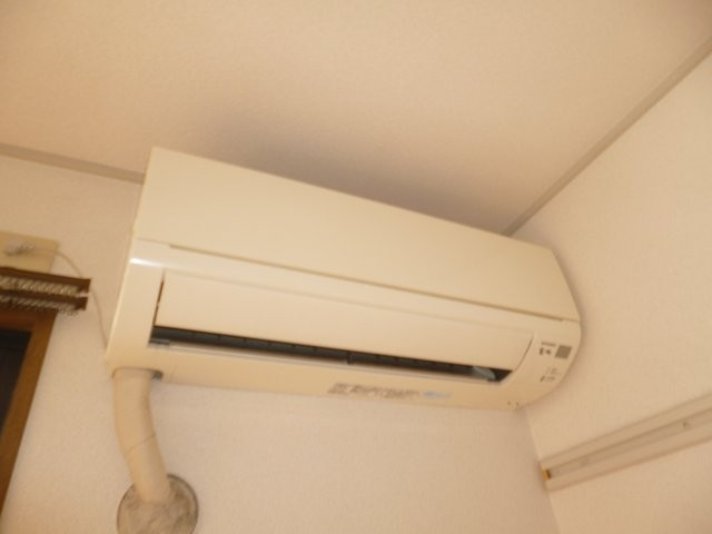 エステート西中Ａの設備|エアコン