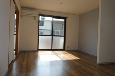 【居間・リビング】 | エステート西中Ａ