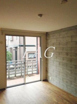 【居間・リビング】 | エルムコート | 洋室のお部屋です。