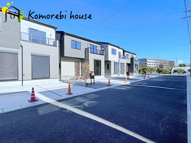 大宮指扇Norths side　新築一戸建て　グリーンガーデン　Eの前面道路含む現地写真|前面道路含む現地写真です