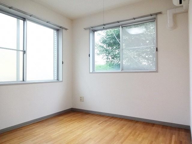 鈴木館１ｓｔの洋室