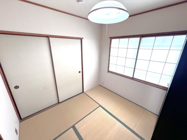 千里関大前コーポラスB棟　2階の和室|【 4.5帖の和室 】