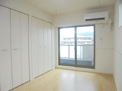 【内装】 | カメリア