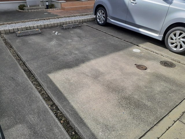 フィオーレの駐車場