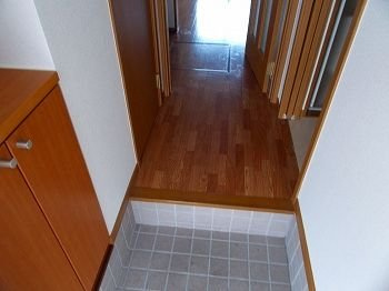 リバーサイドヴィレッジの玄関