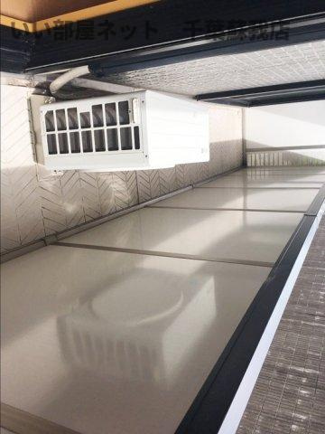 グランドソレーユのバルコニー|暖かな日差しのふりそそぐバルコニー