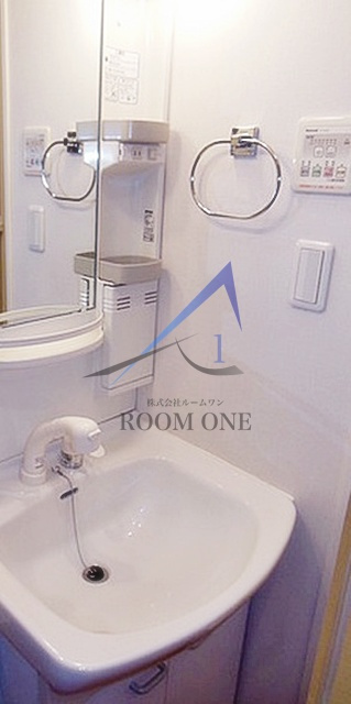 Cherry House Ⅴの洗面所|独立洗面台です。