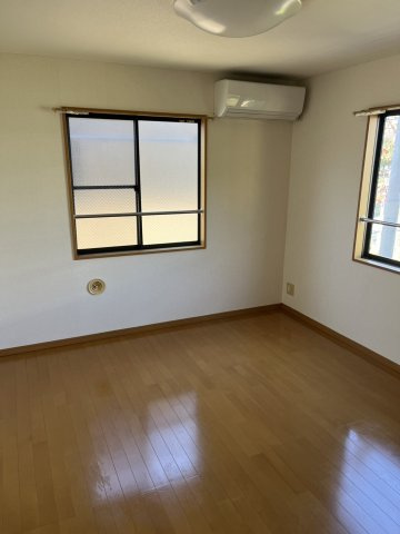 クレア高円寺の居間・リビング