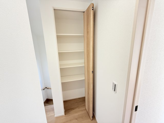 神戸市西区秋葉台２丁目新築戸建の収納