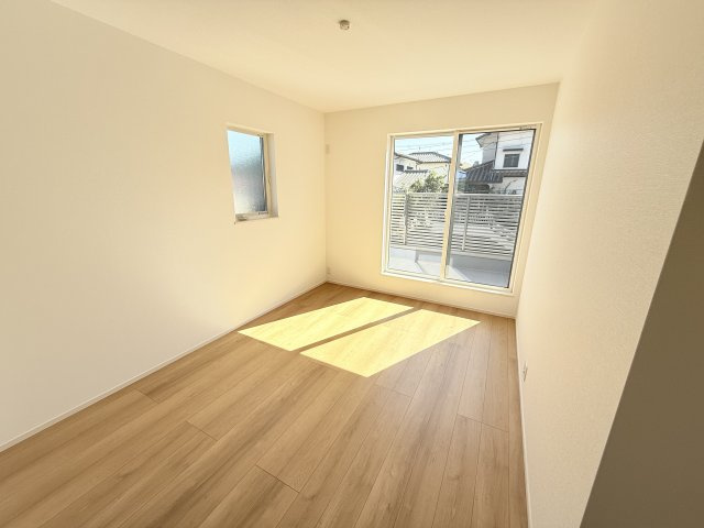 神戸市西区秋葉台２丁目新築戸建の洋室