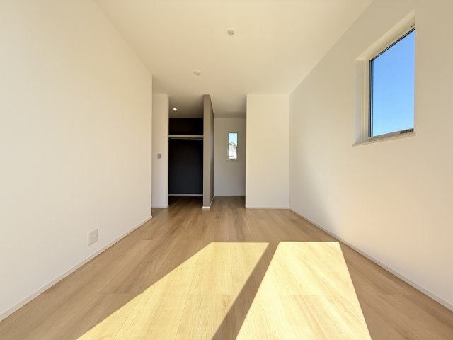 神戸市西区秋葉台２丁目新築戸建の洋室