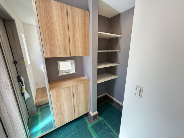 神戸市西区秋葉台２丁目新築戸建の玄関