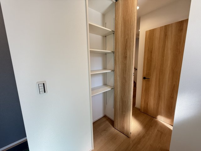 神戸市西区秋葉台２丁目新築戸建の玄関