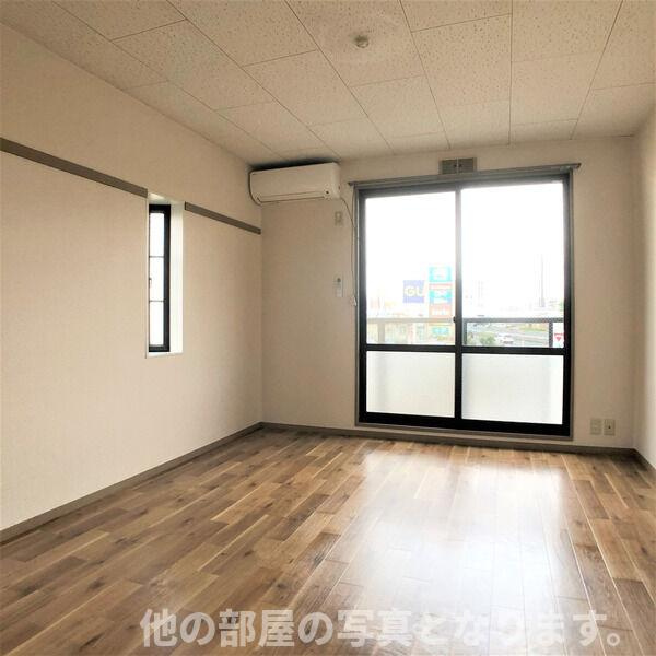 カーサ・セレーノ2の居間・リビング