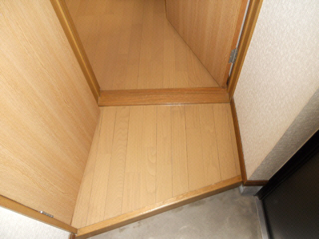 熊ッ子ハウスＢの玄関