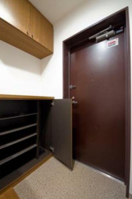 【玄関】 | エスタシオン西新宿