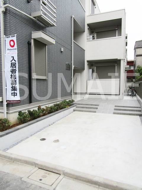 アルビネス東十条のエントランス|マンション入り口！