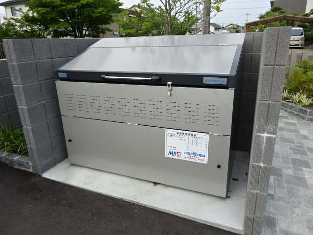 アムルーズAのその他共用部分|敷地内専用ゴミステーション