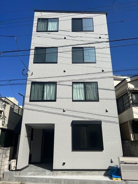 Ｃｌａｕｄｉａ　Ｓｅｎｊｕの外観