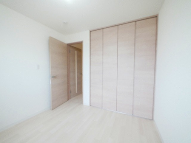 フォレスト木津B棟の洋室