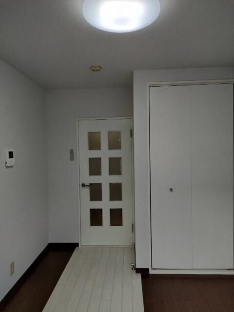 フレンドリー金町の洋室