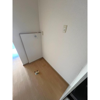 【その他】 | パナハイツ深津C | ※C312号室の画像です。洗濯機置場