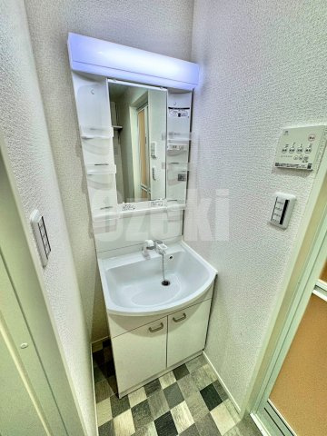 ふらんそわ せんげん台の独立洗面台