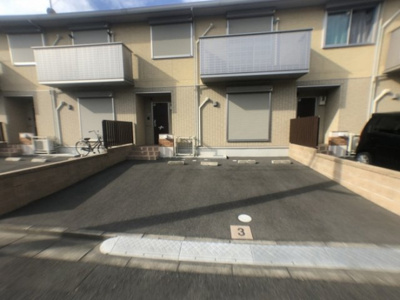【駐車場】 | グレイス三葛