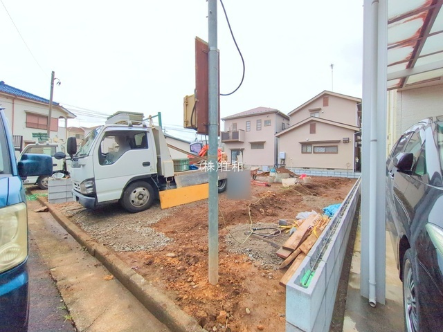 ふじみ野市元福岡２丁目の新築一戸建の前面道路含む現地写真