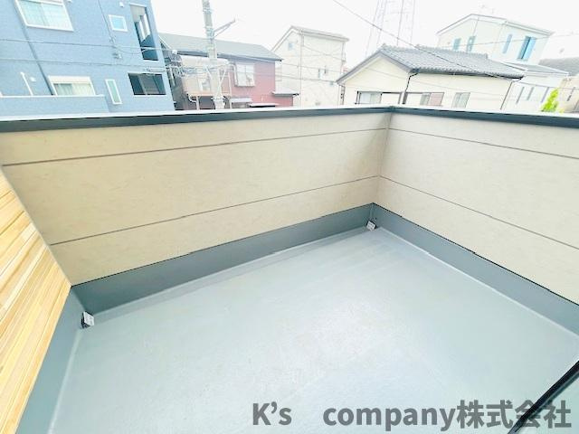 ◎茅ヶ崎市本村5丁目　新築戸建のバルコニー|ルーフバルコニー☆お子様のプールなどを設置できる広さがあります♪
