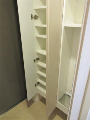 【玄関】 | テラス都立大学