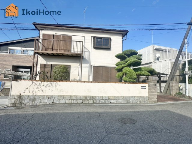 明石市大久保町大窪　土地の外観|現在古家がございます！南向きで間口広く約14.92ｍ！陽当り良好！建築条件はございません！