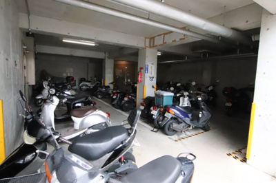 【その他共用部分】 | ローレルコート千代田 | 駐輪場