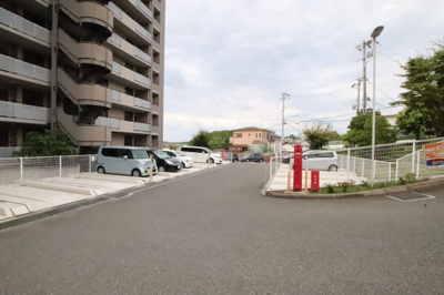 【駐車場】 | ローレルコート千代田